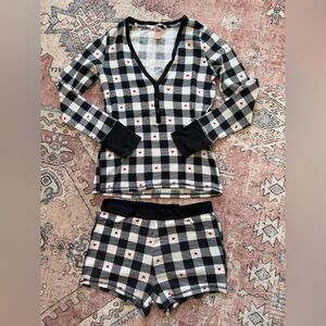 Victoria's Secret Black & White Plaid Pajama Set with Red Hearts ♥️